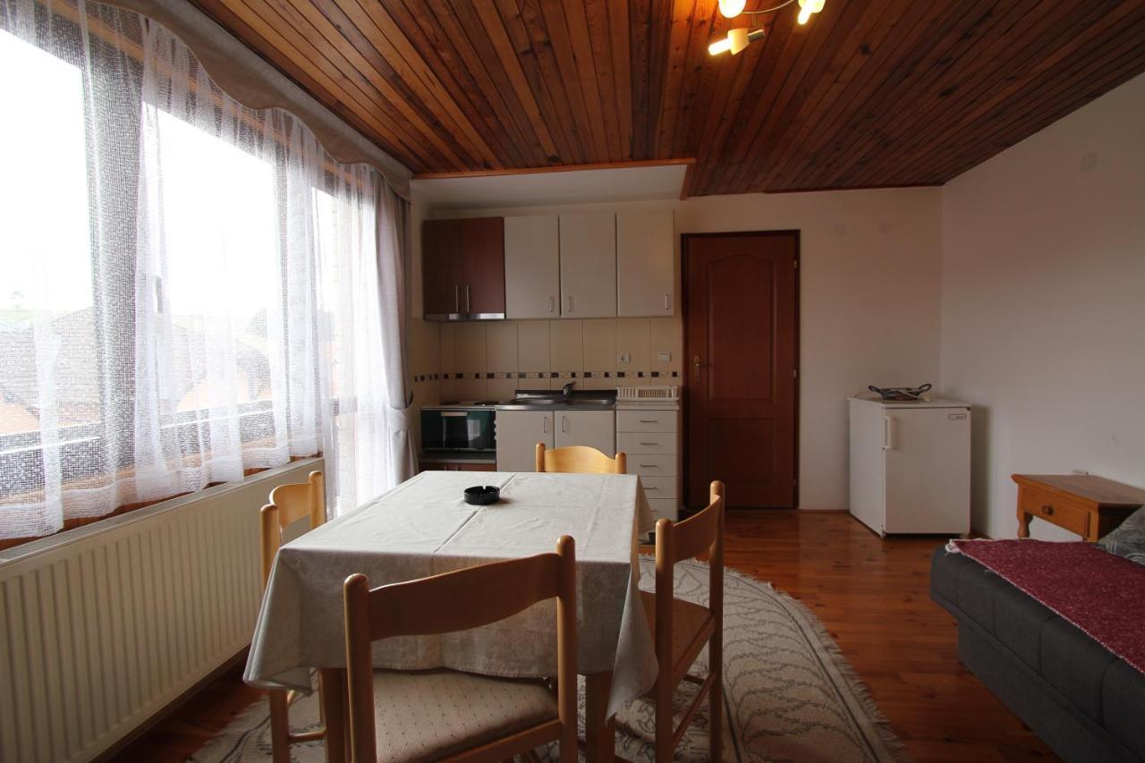Apartmani Visnja 즐라티보 외부 사진